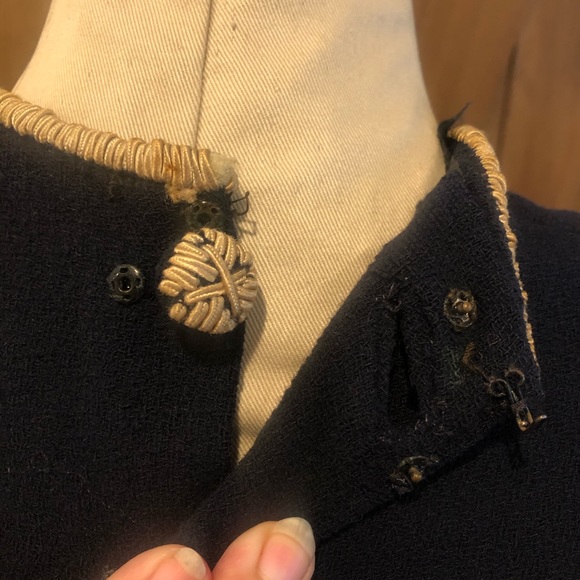 Vintage Dress with Embroidered Detail and Buttons - Picture 5 of 7